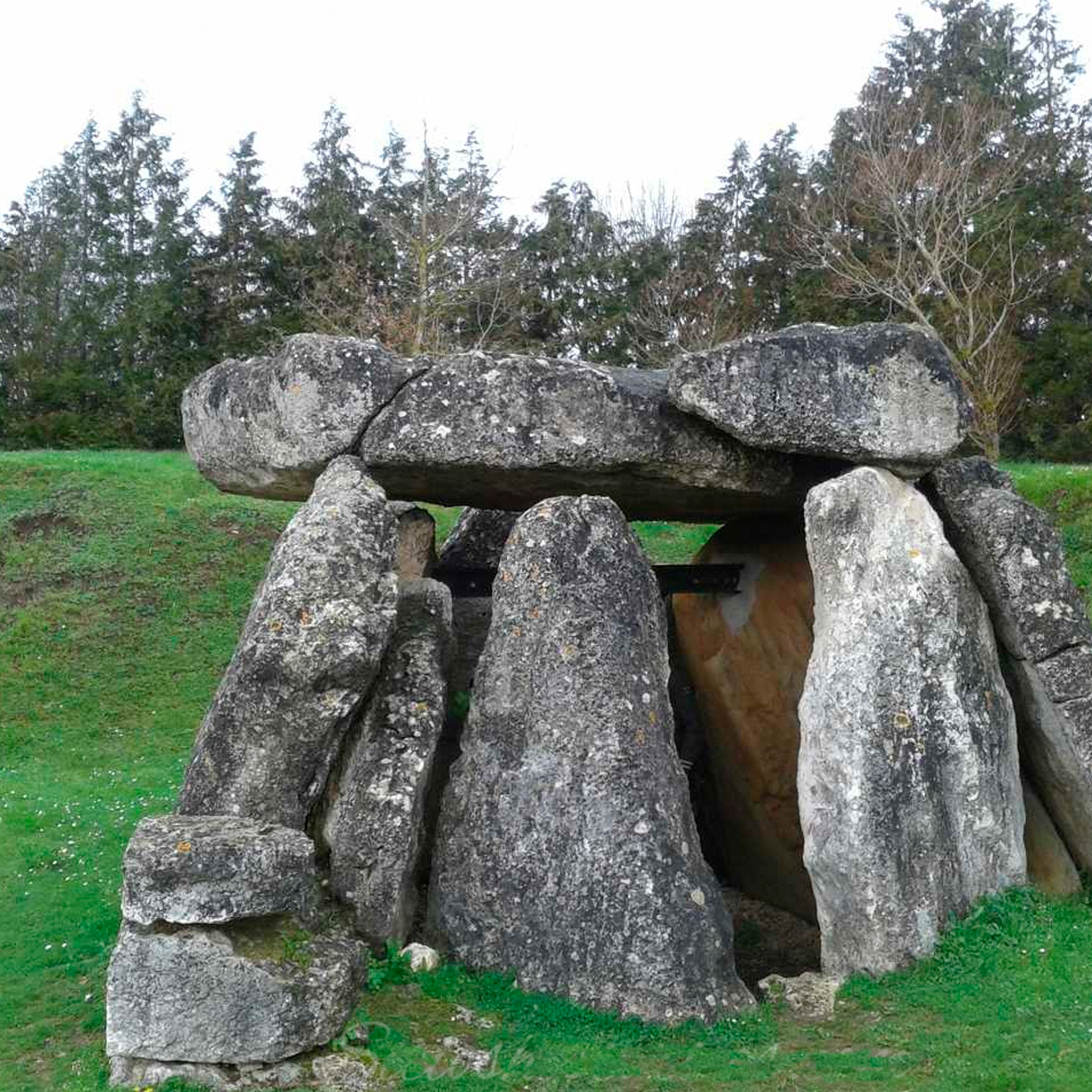 dolmen